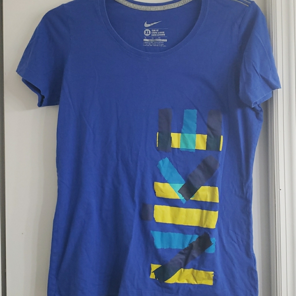 Nike dry fit tee